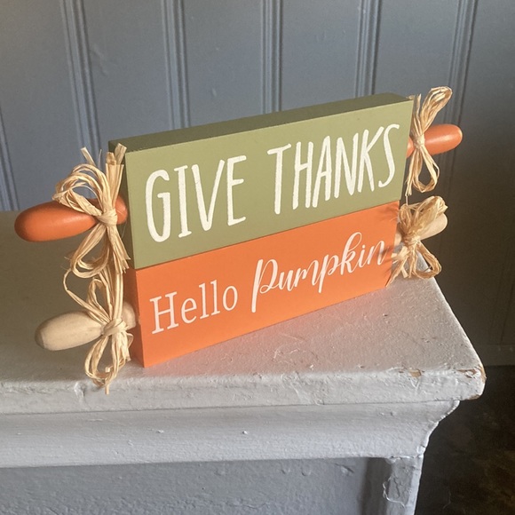 NWT- Set of 2- Hello Pumpkin & Give Thanks Wooden Rolling Pin Decorations w/ Bow - Picture 10 of 15